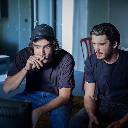Aitor Luna with his older brother Yon Gonzalez.